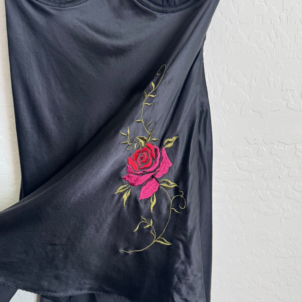 VTG Victorias Secret Black Silk Rose Embroidered Slip Dress 36B Y2K Whimisgoth - Picture 5 of 11